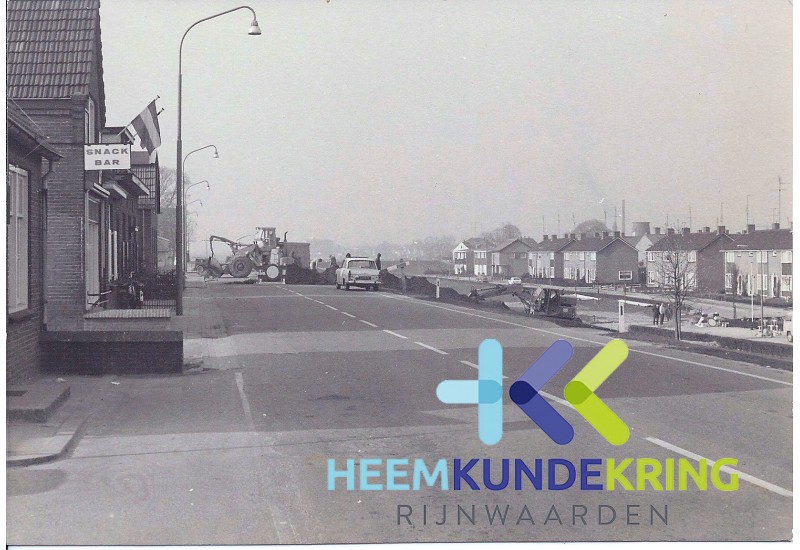 Lobith 04-1974 Bouw tunnel -Transeedijk-Komstraat (7)